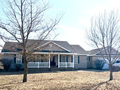 52 Michael Lane details