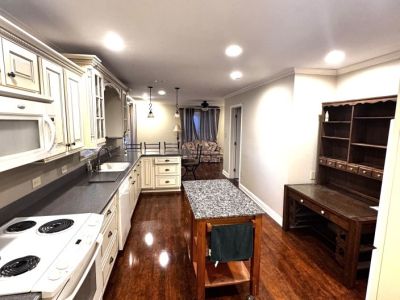 206 East Cypress 