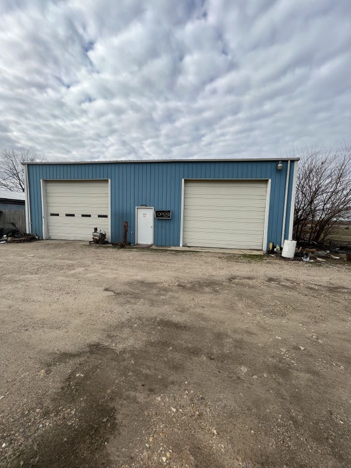 749 Hwy 108 Arbyrd, MO 63821 1 beds 1baths