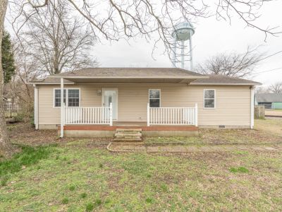 203 E Grant St details