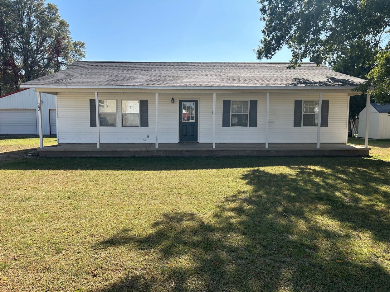 403 McCausland MO 63852 3 beds 2baths