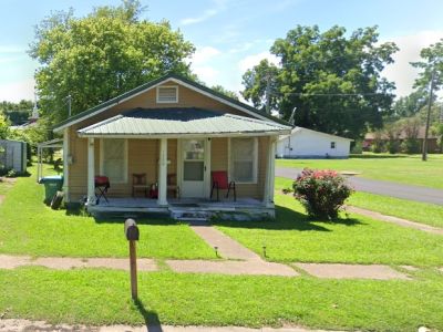 1200 Grand Avenue