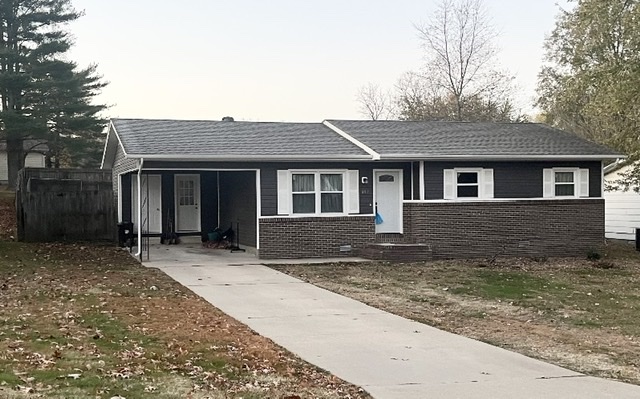 407 Moore