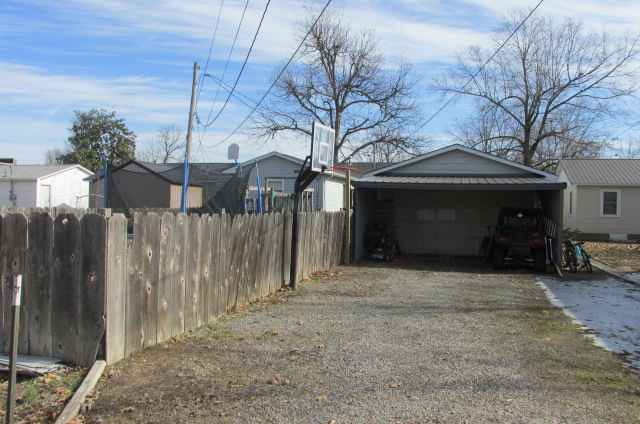 515 W oak