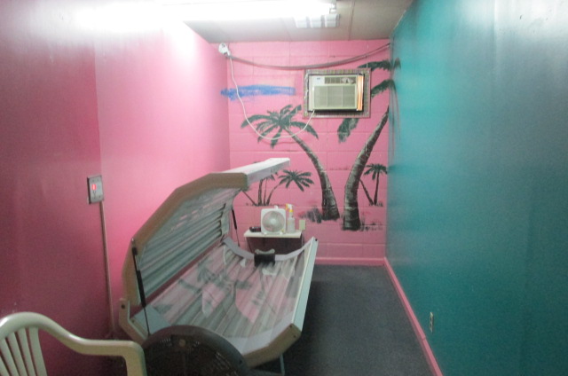 210 W Stoddard