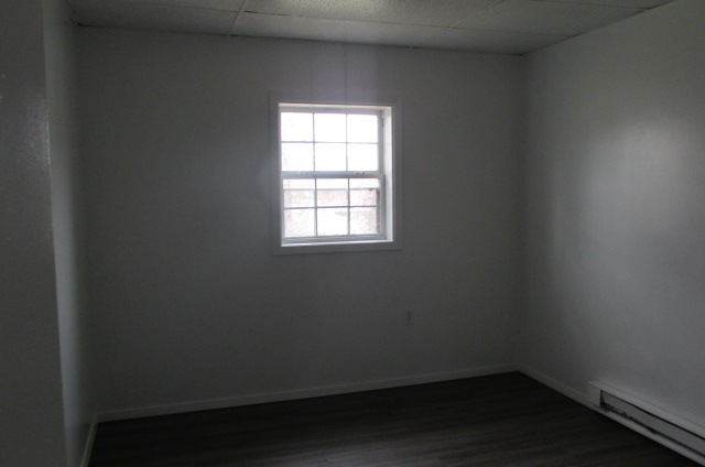 300 N Prairie