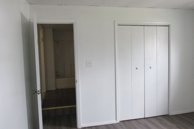 300 N Prairie