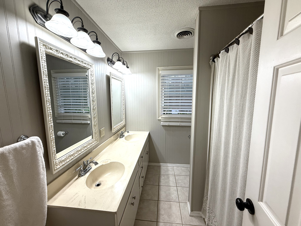 11429 Northview Drive