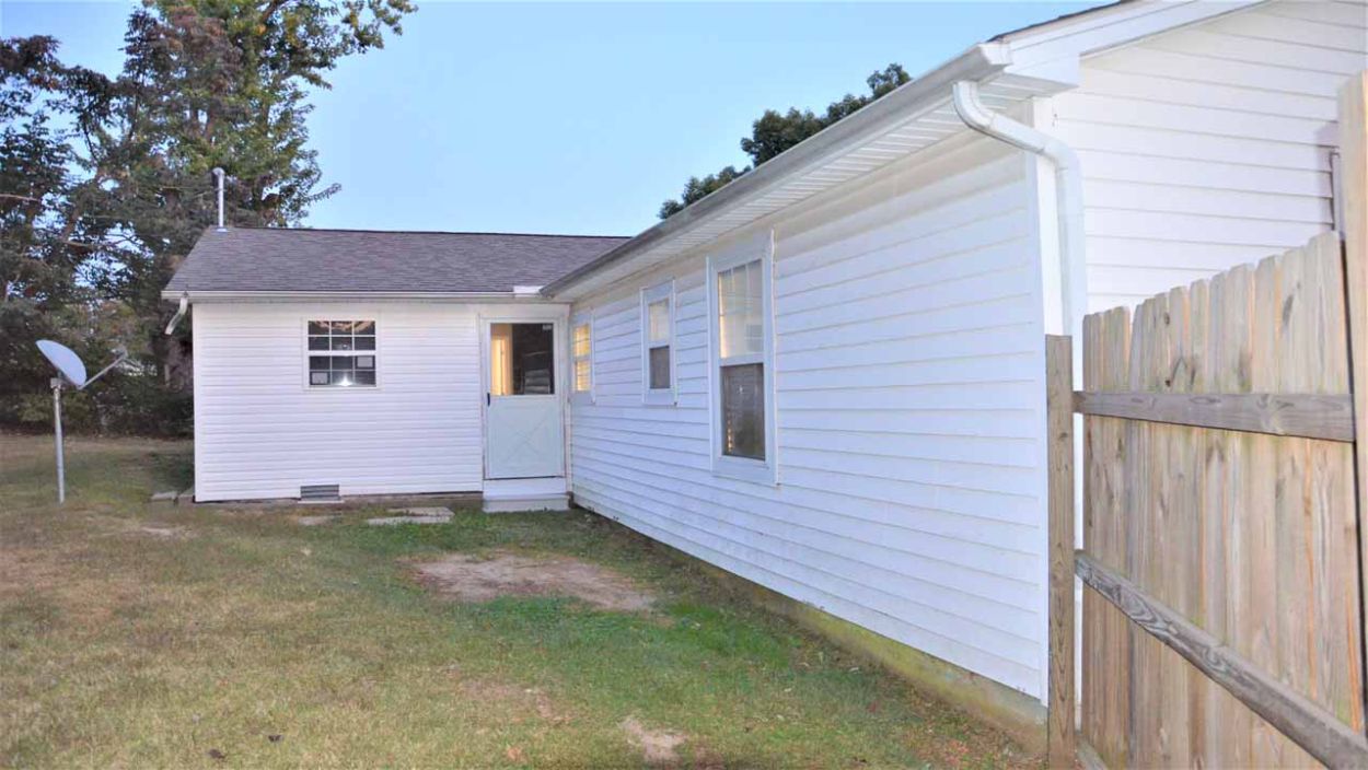 400 Hickory Hills Dr