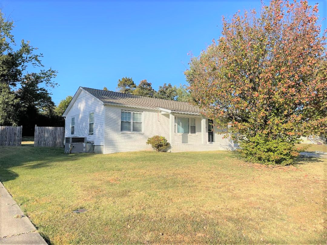 400 Hickory Hills Dr