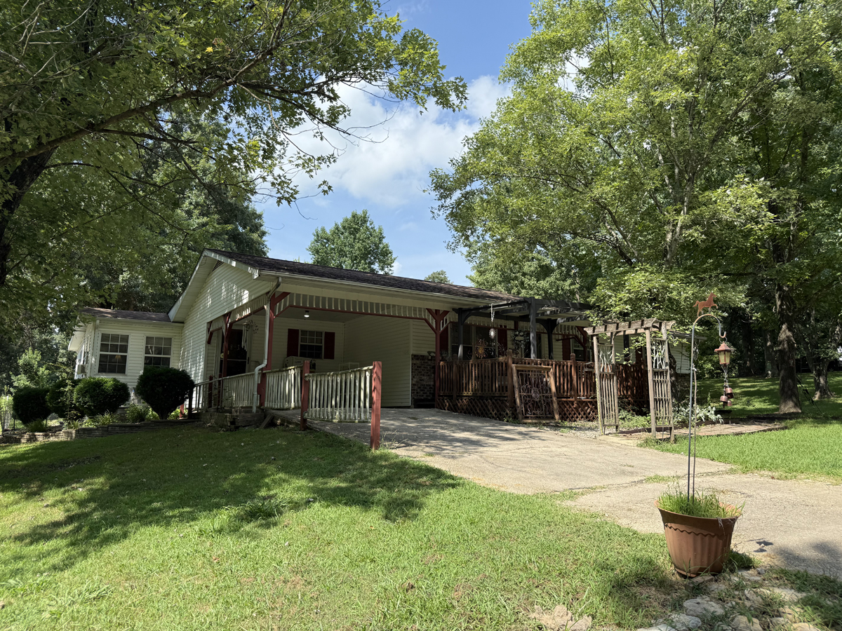 17085 Cedar Valley Drive
