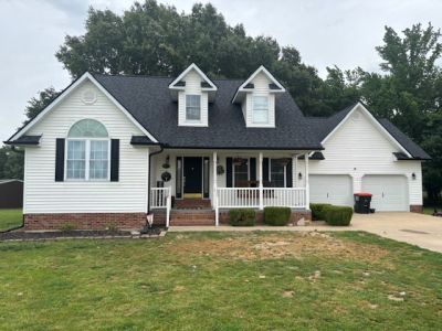 402 Osage Dr details