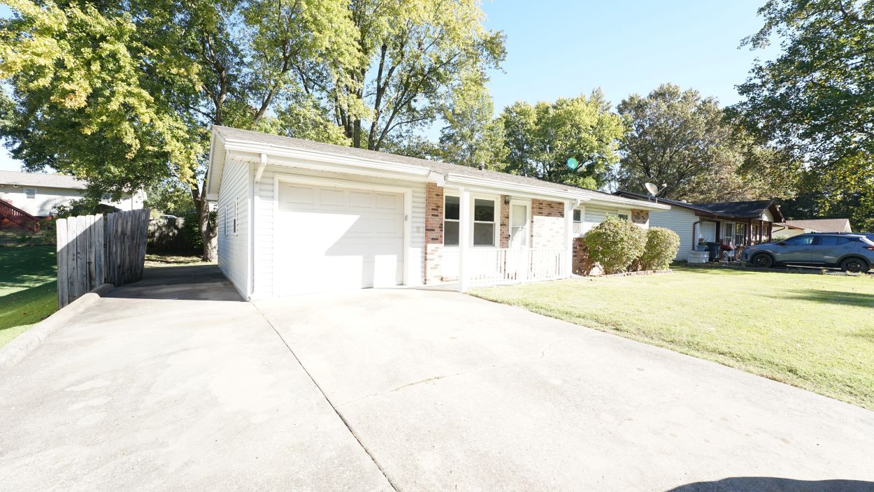 2026 Brink Ave Cape Girardeau, MO 63703 3 beds 2baths