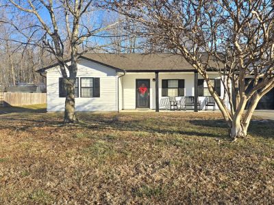 1306 Susan St details