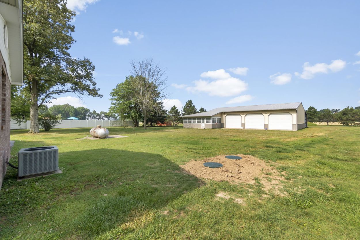 2923 State Highway Z