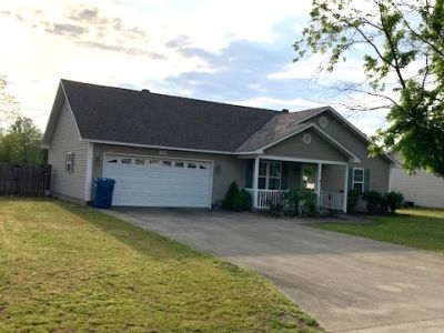 140 Albert Drive details